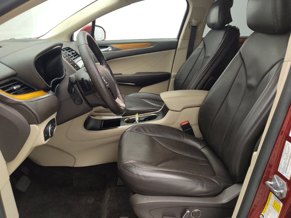Used 2018 Lincoln MKC Select w/ Select Plus Package AWD/4WD image 17