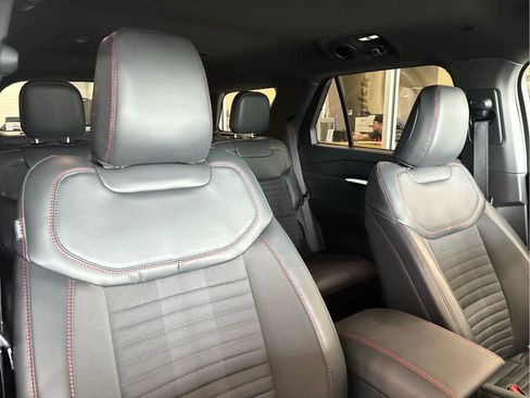 New 2026 Ford Explorer ST-Line w/ ST-Line Street Pack AWD/4WD image 30