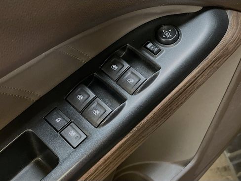 Used 2021 GMC Canyon Denali AWD/4WD image 18
