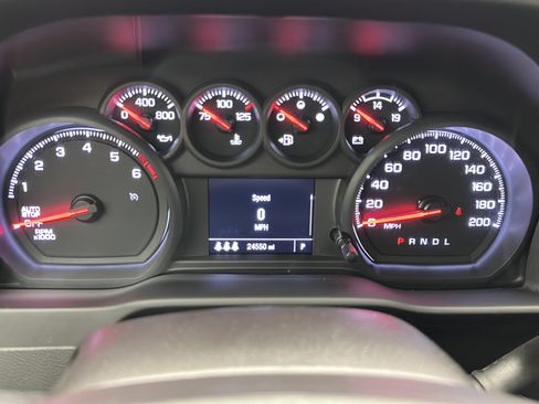 Used 2024 Chevrolet Silverado 1500 Custom AWD/4WD image 18
