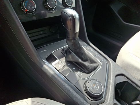 Certified 2020 Volkswagen Tiguan S AWD/4WD image 14
