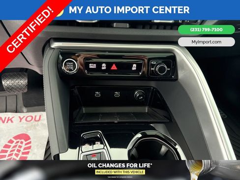 Used 2025 Audi Q5 Premium w/ Convenience Package image 20