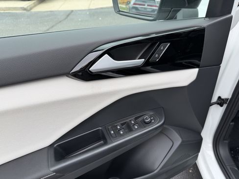 New 2026 Volkswagen Taos S FWD image 10