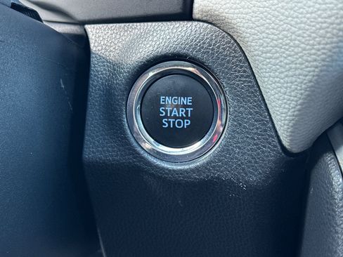 Certified 2021 Toyota RAV4 Limited image 28