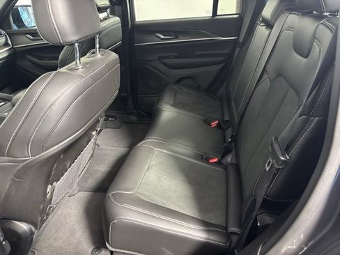 New 2026 Jeep Grand Cherokee Altitude AWD/4WD image 28