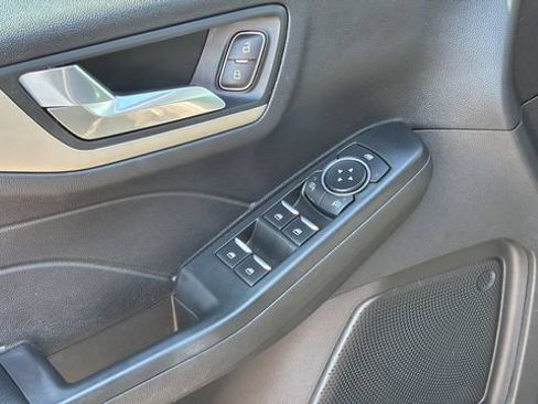 Used 2021 Ford Escape SEL AWD/4WD image 18