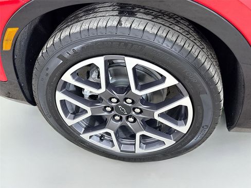 Used 2023 Chevrolet Blazer RS w/ Enhanced Convenience Package image 32