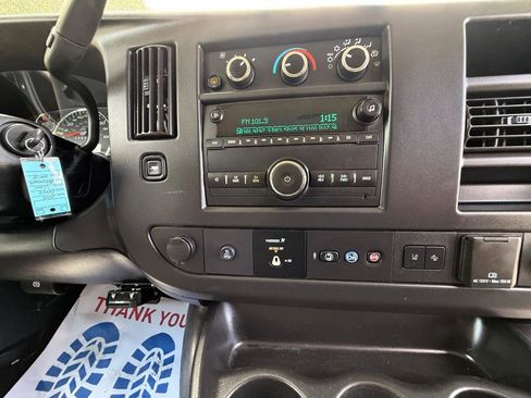 Used 2019 Chevrolet Express 2500 LT w/ LT Preferred Equipment Group RWD image 14