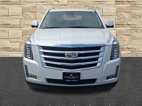 Used 2020 Cadillac Escalade Luxury AWD/4WD image 22