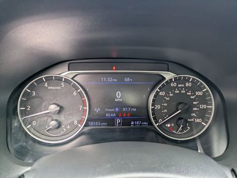 Used 2024 Nissan Altima 2.5 SV image 26