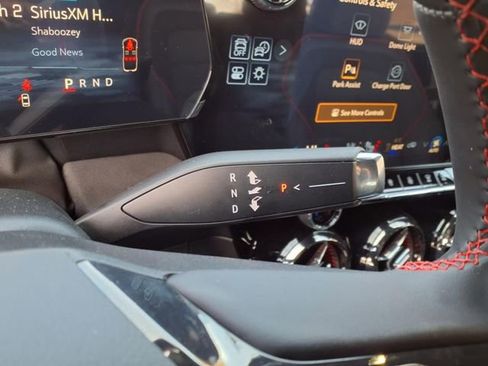 New 2025 Chevrolet Blazer EV RS image 21