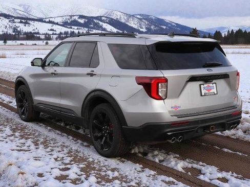 Certified 2022 Ford Explorer ST w/ Equipment Group 401A image 4