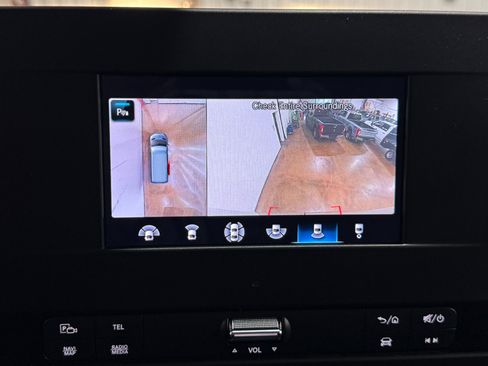 Used 2022 Mercedes-Benz Sprinter 2500 image 21