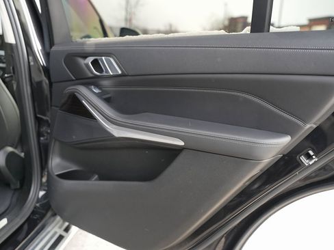 Used 2020 BMW X7 xDrive40i w/ Luxury Seating Package image 49