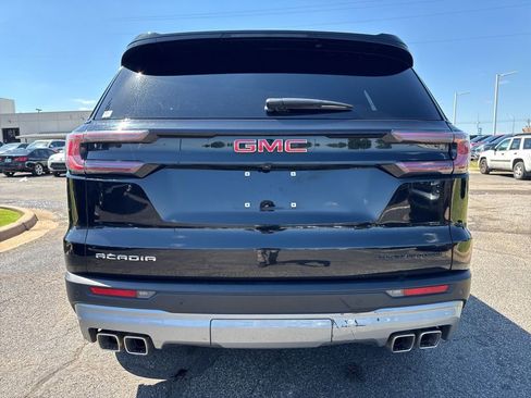 Used 2024 GMC Acadia Elevation FWD image 5