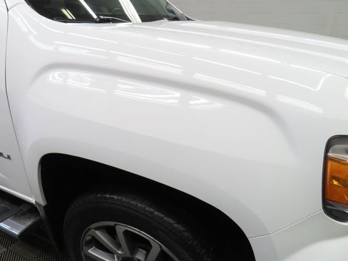 Used 2020 GMC Canyon Denali AWD/4WD image 29