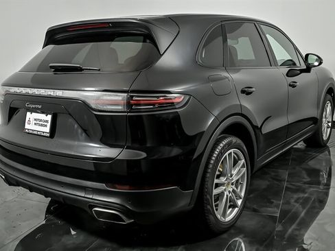 Used 2020 Porsche Cayenne AWD/4WD image 9