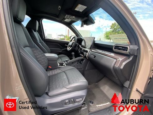 Certified 2026 Toyota Tacoma TRD Off-Road w/ TRD Off Road Premium Package AWD/4WD image 16