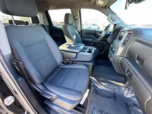 Certified 2022 Chevrolet Silverado 1500 Custom image 26