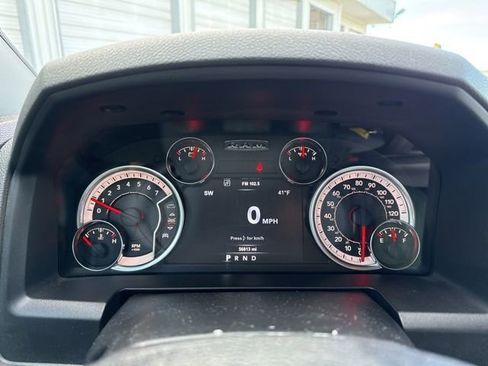 Used 2019 RAM 1500 Big Horn image 31