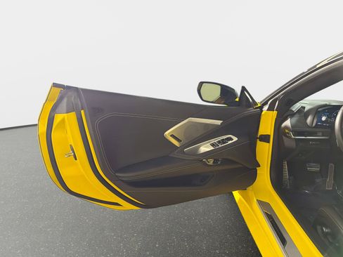 Used 2022 Chevrolet Corvette Stingray Preferred Conv w/ Battery Protection Package RWD image 27