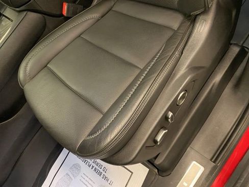 Used 2023 GMC Yukon Denali AWD/4WD image 16