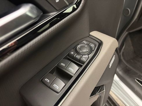 New 2026 Chevrolet Silverado 2500 ZR2 AWD/4WD image 5