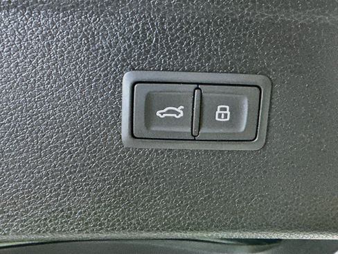 Used 2024 Audi Q5 2.0T Premium w/ Convenience Package AWD/4WD image 29