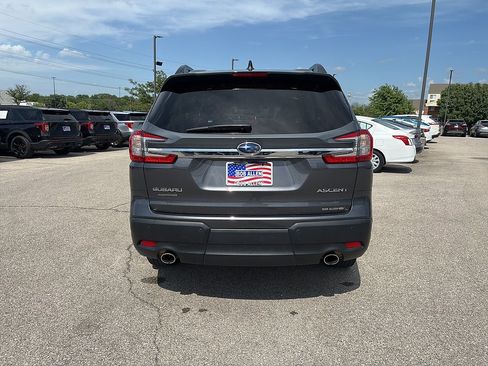 Used 2025 Subaru Ascent Premium AWD/4WD image 12