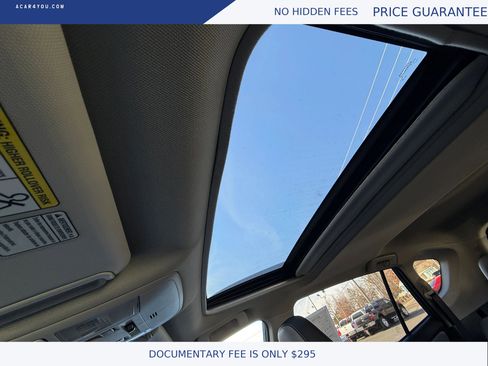 Used 2017 Toyota RAV4 Limited image 20