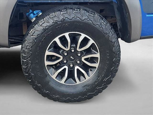Used 2012 Ford F150 Raptor w/ Raptor Luxury Pkg AWD/4WD image 13