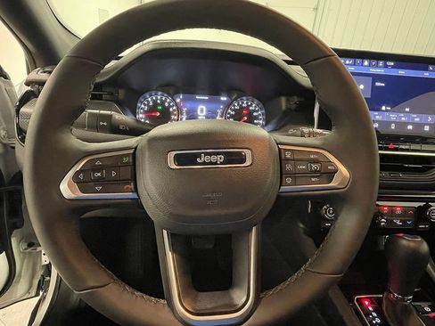 Used 2026 Jeep Compass Limited AWD/4WD image 34