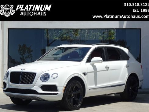 Used 2019 Bentley Bentayga AWD/4WD image 1