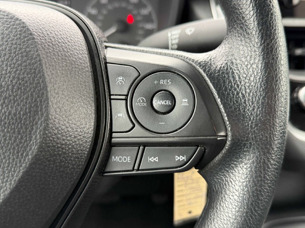 Used 2024 Toyota Corolla LE FWD image 37