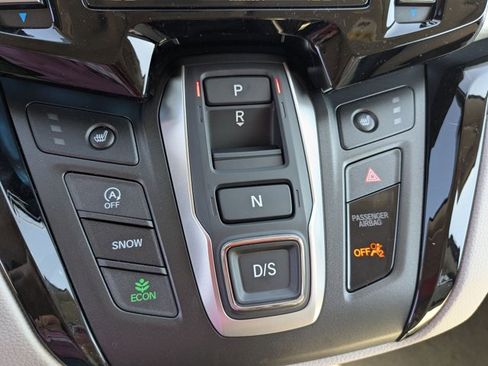 New 2026 Honda Odyssey Touring image 12