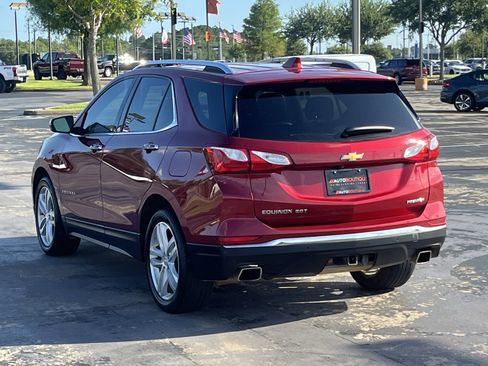 Used 2019 Chevrolet Equinox Premier w/ LPO, Cargo Package FWD image 9
