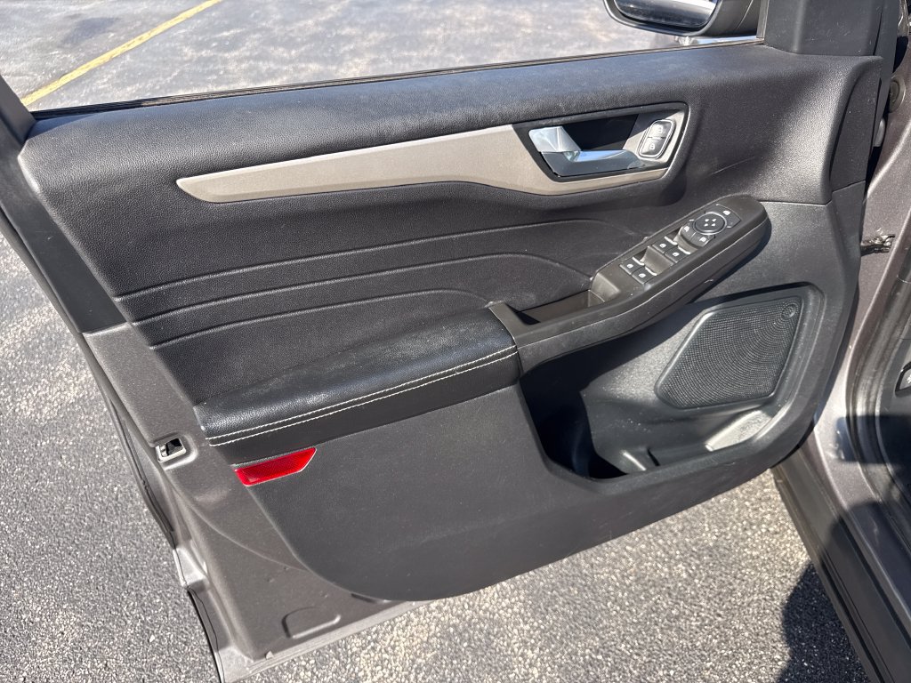 Used 2021 Ford Escape SE w/ Convenience Package AWD/4WD image 26