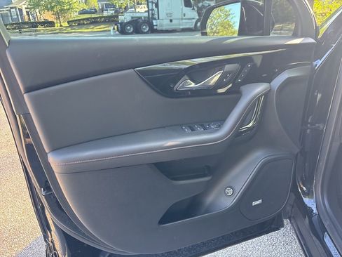 Used 2025 Chevrolet Blazer RS w/ Driver Confidence II Package image 10