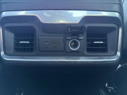 Used 2021 GMC Sierra 1500 Elevation AWD/4WD image 28