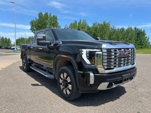 Used 2024 GMC Sierra 3500 Denali w/ Denali Reserve Package AWD/4WD image 9