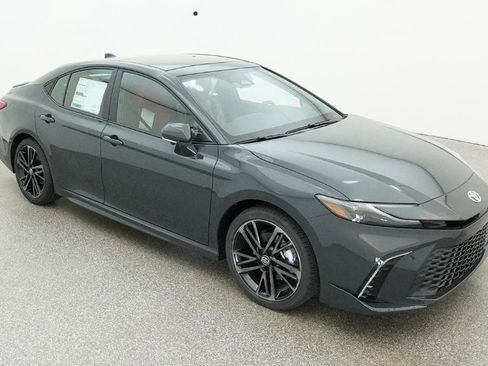 New 2026 Toyota Camry XSE FWD image 5