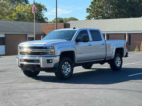 Used 2016 Chevrolet Silverado 2500 LT w/ LT Convenience Package image 1