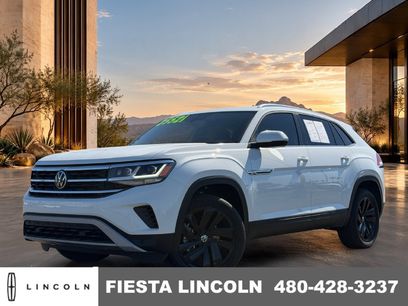 Used 2023 Volkswagen Atlas Cross Sport SE w/ Black Wheel Package