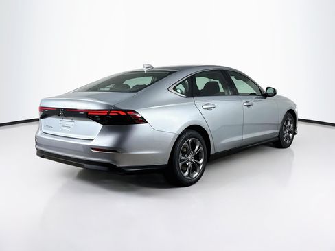 Certified 2024 Honda Accord EX image 31