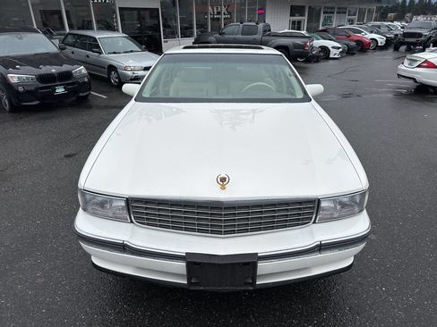 Used 1995 Cadillac De Ville Base 4dr Sedan image 9
