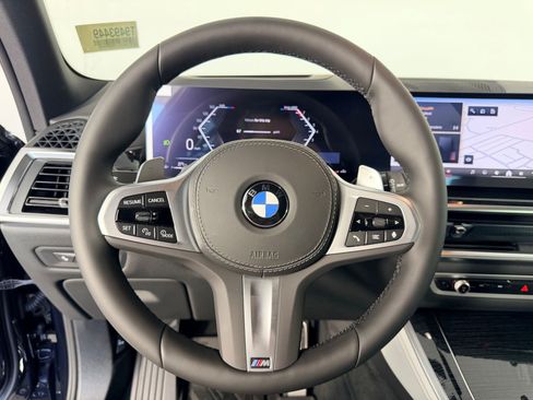 New 2026 BMW X5 xDrive40i w/ M Sport Package AWD/4WD image 11