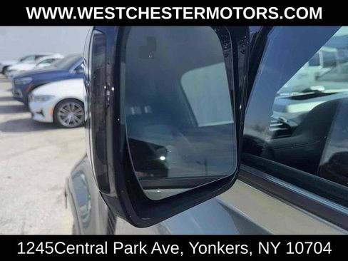 Used 2022 Land Rover Defender 90 X-Dynamic S AWD/4WD image 22