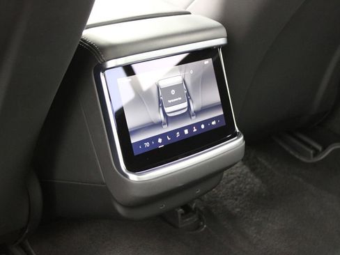 Used 2022 Tesla Model S AWD/4WD image 27