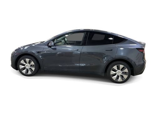 Certified 2023 Tesla Model Y Long Range AWD/4WD image 3