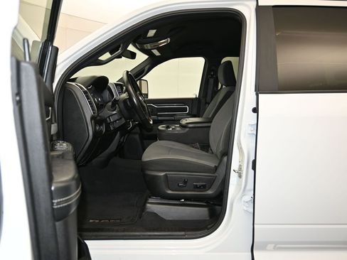 Used 2024 RAM 2500 Big Horn image 20